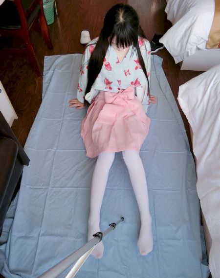 两个女人诱惑