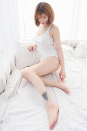 不许穿内裤随时挨c调教动图