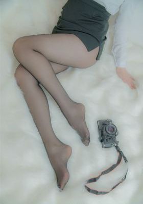 美女任你操
